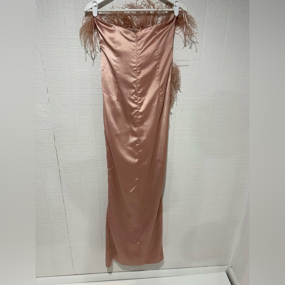 NWT Blithe strapless feather formal gown blush pi… - image 7